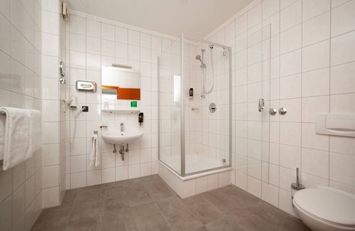 Moers Hotel | Hotel Omega