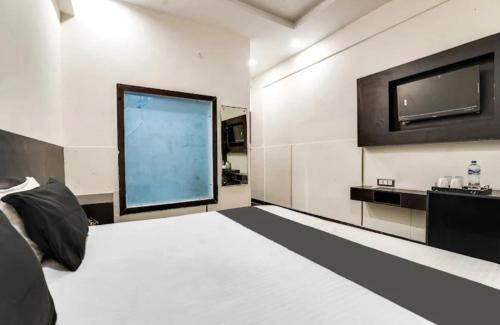 Dhanauli Hotel | Hotel OPM