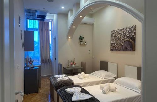 Maminas Hotel | Hotel Osmani