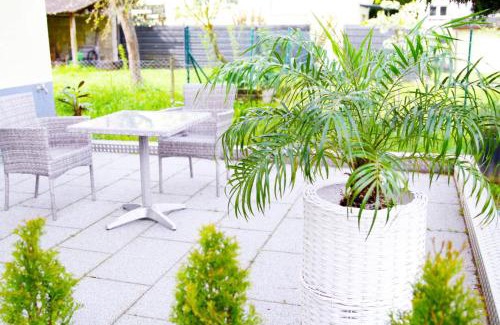 Bilfingen Casa | Hotel Pension Kaempfelbach