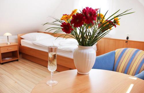 Wolgast Casa | Hotel Pension Kirschstein