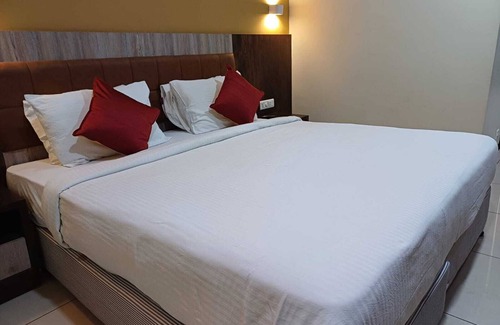 Tiruchirappalli Hotel | Hotel PL A Residency Tiruchirappalli