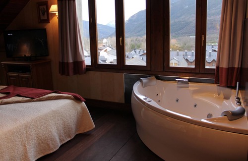 Broto Hotel | Hotel Pradas Ordesa