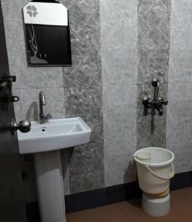 Taj Ganj Hotel | Hotel Prashant Palace