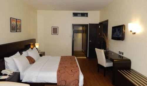 Port Harcourt Cabina | Hotel Presidential - Standard