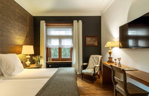 Les Tres Torres Hotel | Hotel Primero Primera