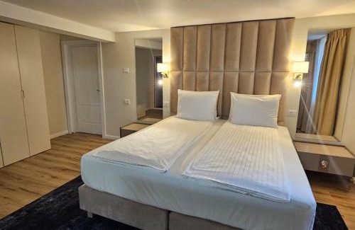 Ramnicu Valcea Hotel | Hotel Queen