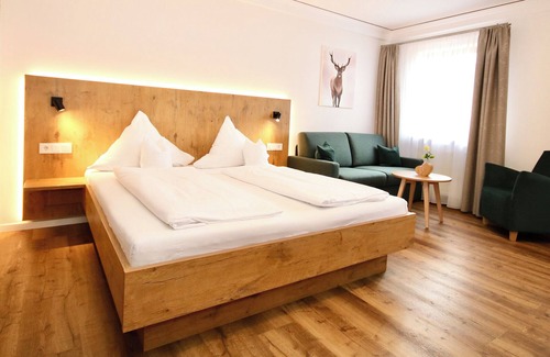 Berghaupten Hotel | Hotel-Restaurant Hirsch Berghaupten