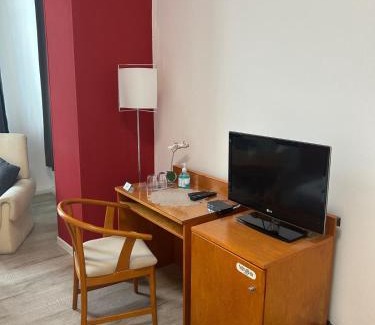 Woellstein Hotel | Hotel - Restaurant Zur Linde