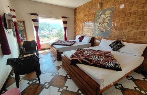 Kandal Casa | Hotel Revolve Inn