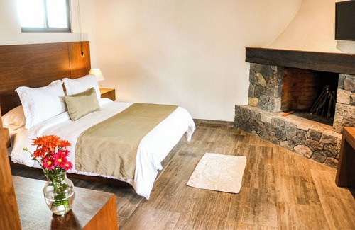 Valle de Bravo Hotel | Hotel Roca y Cantera