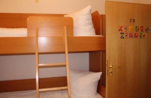 Rohrbach Hotel | Hotel Rose Heidelberg inklusive Frühstück, Saunanutzung und Parkplätze nach Verfügbarkeit