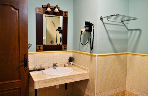 Capileira Hotel | Hotel Rural Alfajía de Antonio