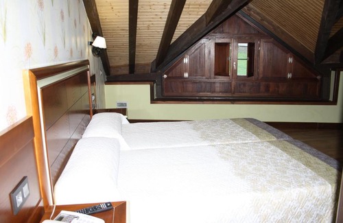Campomanes Hotel | Hotel Rural El Reundu