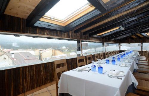 Garganta de los Montes Hotel | Hotel Rural Quercus Tierra