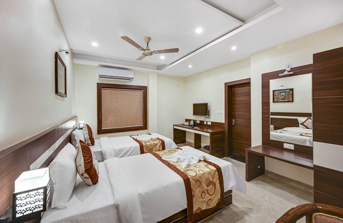 Bhubaneshwar Hotel | Hotel S J Pride