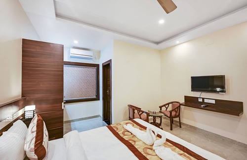Bhubaneshwar Hotel | Hotel S J Pride