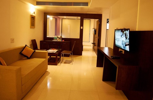 Shirdi Hotel | Hotel Sai Nisarg