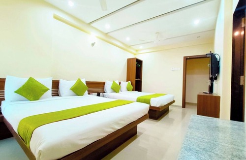 Shirdi Hotel | HOTEL SAI SRUSHTI BY Neem Square