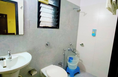 Shirdi Hotel | HOTEL SAI SRUSHTI BY Neem Square