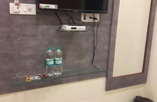 Shirdi Hotel | HOTEL SAIMEERA PALACE