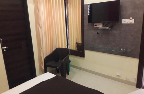 Shirdi Hotel | HOTEL SAIMEERA PALACE