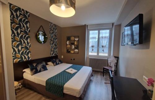 Precigne Hotel | Hotel Saint François Précigné Soirée étape sur demande Proche Sablé-sur-Sarthe