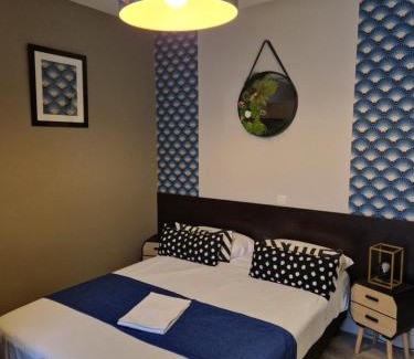 Precigne Hotel | Hotel Saint François Précigné Soirée étape sur demande Proche Sablé-sur-Sarthe