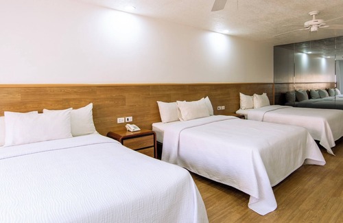 Cuauhtémoc Hotel | Hotel San Lucas