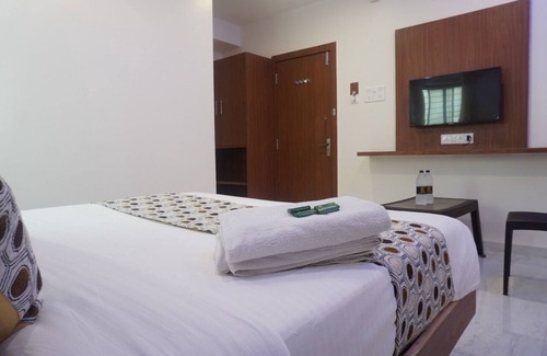 Pune Hotel | Hotel Satkar Residency