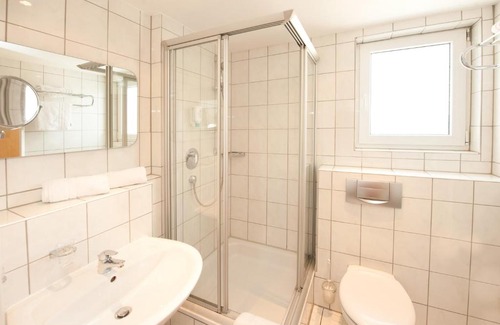 Burscheid Hotel | Hotel Schützenburg