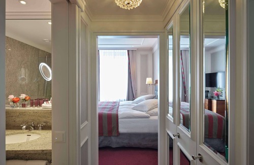 Old Town Hotel | Hotel Schweizerhof Zürich