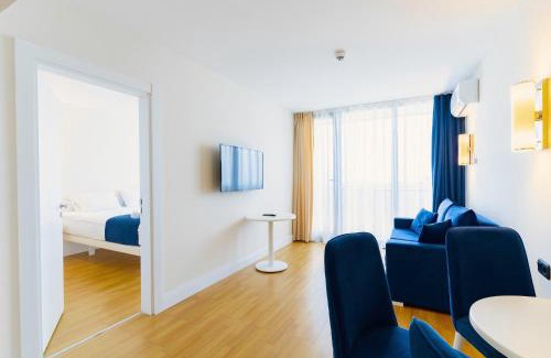 New Boulevard Apartamento | HOTEL Sea and City view