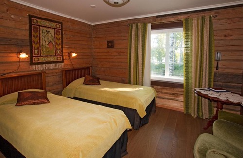 Kiuruvesi Hotel | Hotel Sininen Helmi