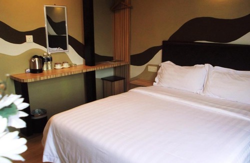 Kuala Rompin Hotel | HOTEL SRIMPIAN ROMPIN