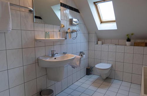 Dormagen Hotel | Hotel St. Peter