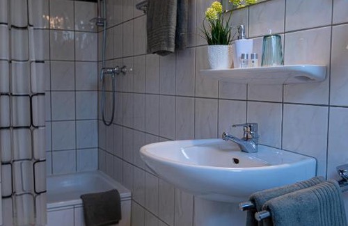 Dormagen Hotel | Hotel St. Peter