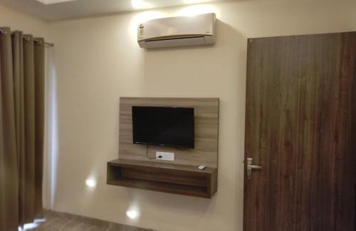 Gurugram Casa | Hotel Supreme