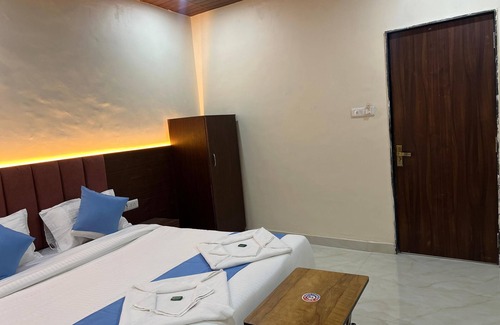 Andheri East Casa | hotel surya grand