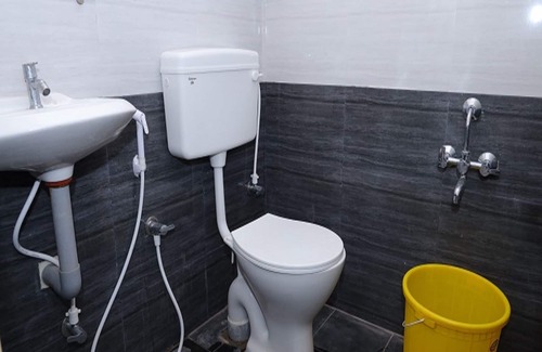 Moratandi Hotel | Hotel Suryaa Grand