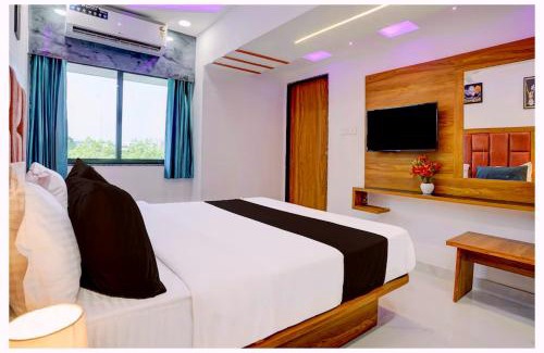 Bhubaneshwar Hotel | Hotel Swastik Dham Palace Near Near APJ Kalam Park - Luxury And Spacious Room - Fully Air Conditioned Rooms- Best Hotel Bhubneshwar