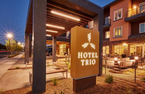 Healdsburg Hotel | Hotel Trio Healdsburg