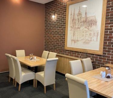 Nachod Hotel | Hotel U města Prahy Náchod