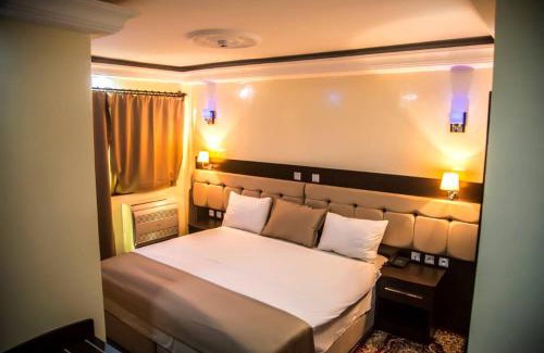 Niamey Hotel | Hotel Univers 3 Aeroport Luxe