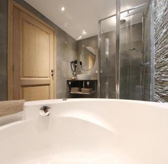 Coo Hotel | Hotel Val De La Cascade