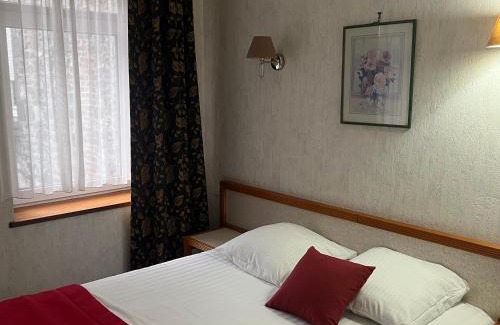 Givet Hotel | Hotel Val Saint Hilaire