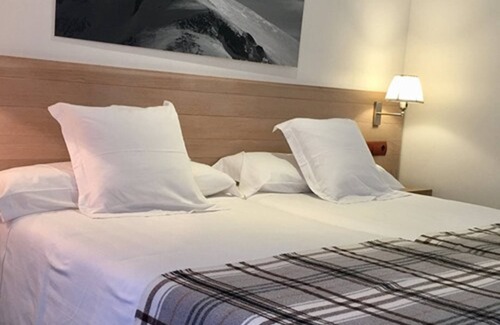 Potes Hotel | Hotel Valdecoro