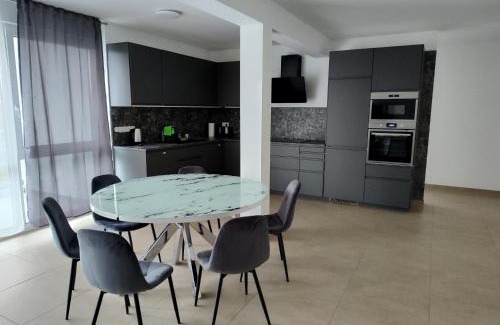 Hofheim am Taunus Apartamento | Hotel Valley of Business Frankfurt-Airport - GREY LABEL PENTHOUSE