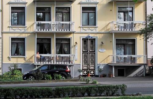 Bad Homburg v.d. Hoehe Casa | Hotel Villa Kisseleff