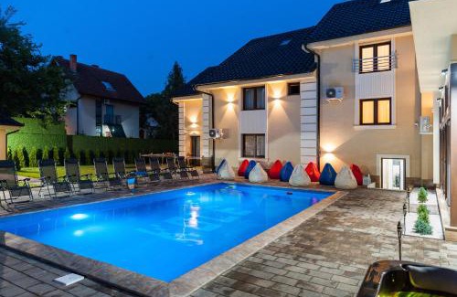Palic Cama Y Desayuno | HOTEL Villa Cvijanović - WELLNESS-SPA